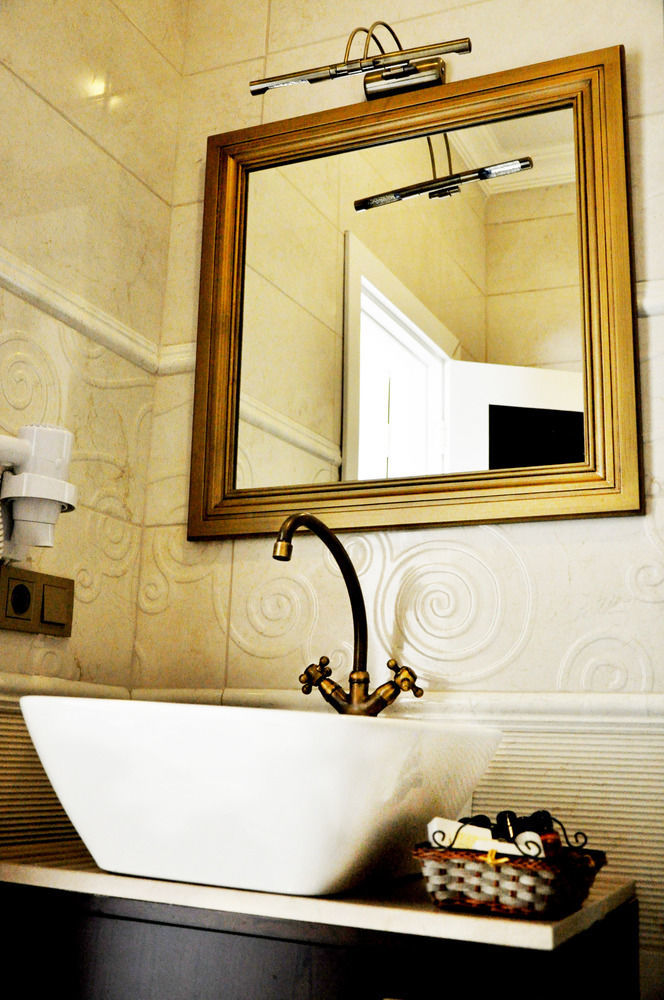 Taksim House Hotel Истанбул Екстериор снимка