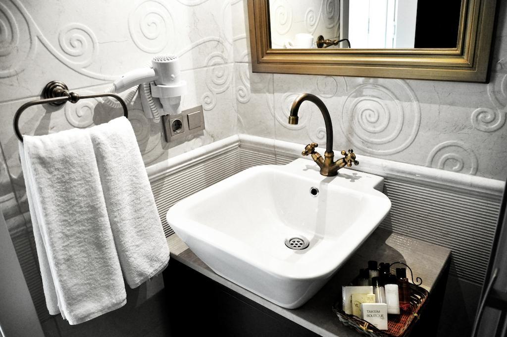 Taksim House Hotel Истанбул Екстериор снимка