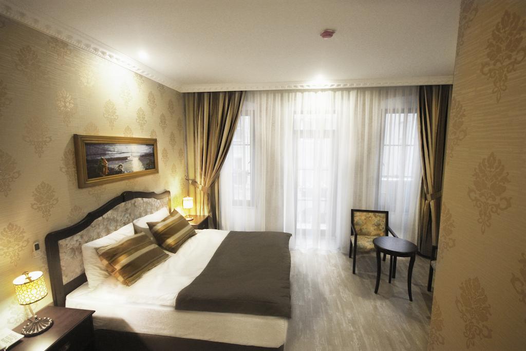 Taksim House Hotel Истанбул Екстериор снимка